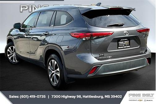 2022 Toyota Highlander XLE