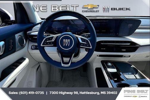 iridescent white tricoat 2026 Buick Enclave Avenir FWD