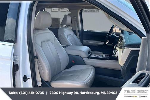 Oxford White 2024 Ford Expedition Limited