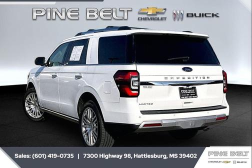 Oxford White 2024 Ford Expedition Limited