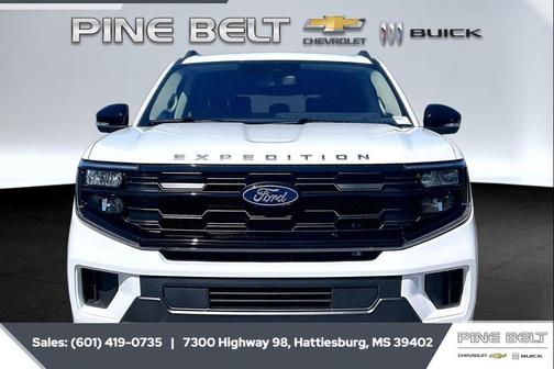 Oxford White 2025 Ford Expedition Active