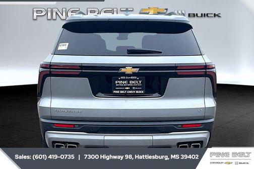 2024 Chevrolet Traverse LT