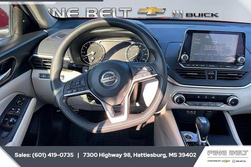 2022 Nissan Altima 2.5 SV