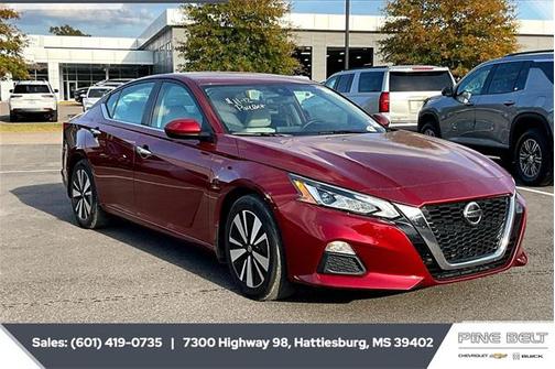 2022 Nissan Altima 2.5 SV