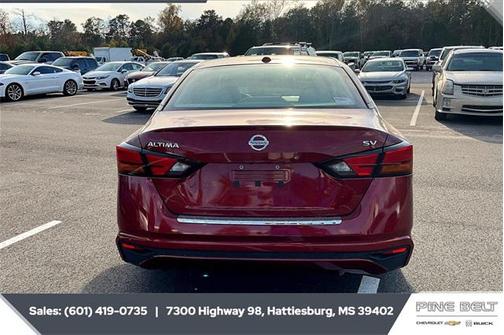 2022 Nissan Altima 2.5 SV