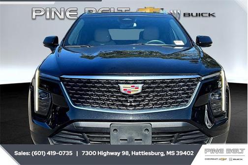 2024 Cadillac XT4 Luxury