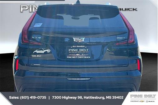 2024 Cadillac XT4 Luxury