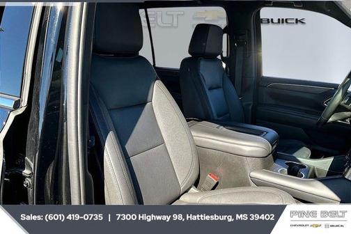 2023 Chevrolet Suburban LT