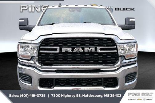 2023 RAM 2500 Tradesman Crew Cab 4x4 8' Box