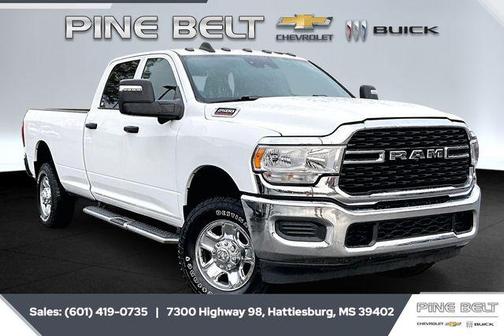 2023 RAM 2500 Tradesman Crew Cab 4x4 8' Box