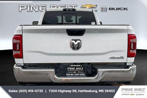 2023 RAM 2500 Tradesman Crew Cab 4x4 8' Box