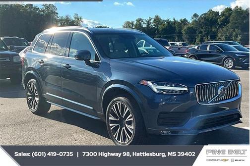 2020 Volvo XC90 T6 Momentum