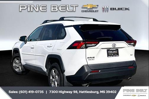 Ice Cap 2023 Toyota RAV4 XLE