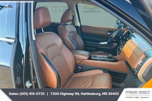 2023 Nissan Pathfinder Platinum 4WD