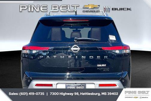 2023 Nissan Pathfinder Platinum 4WD
