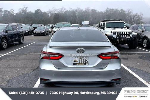 2022 Toyota Camry LE