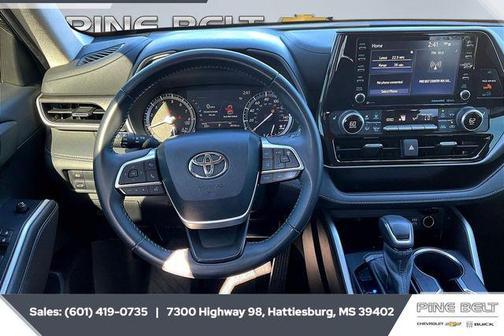 2022 Toyota Highlander XLE