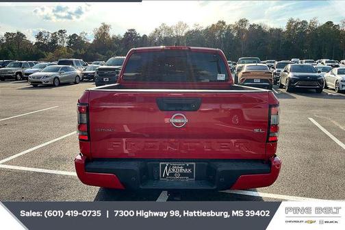 2024 Nissan Frontier SL