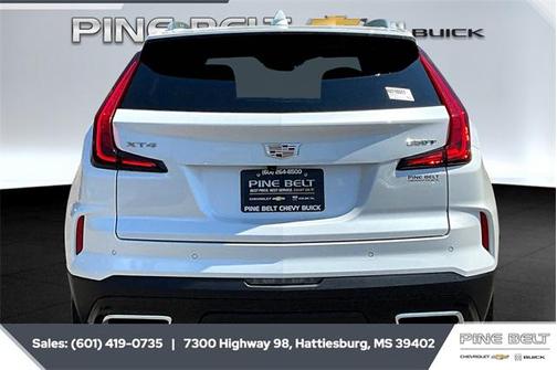 2025 Cadillac XT4 Premium Luxury