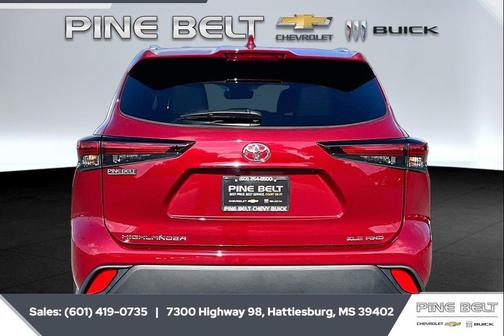 Ruby Flare Pearl 2026 Toyota Highlander XLE