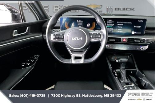 Snow White Pearl 2025 Kia K5 GT-Line