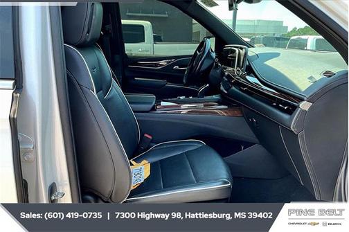 2022 Cadillac Escalade Premium Luxury