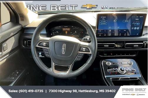 2022 Lincoln Nautilus Standard