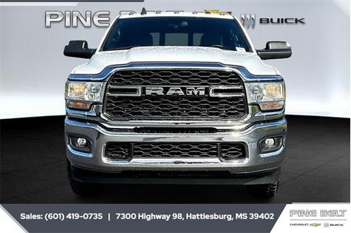 2021 RAM 2500 Tradesman Crew Cab 4x2 8' Box