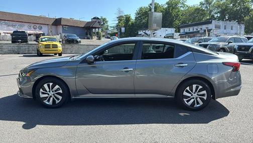 2022 Nissan Altima 2.5 S