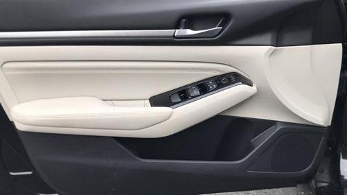 2021 Nissan Altima 2.5 SL