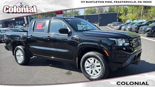 Black 2023 Nissan Frontier SV