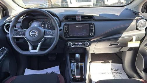 Gun Metallic 2025 Nissan Versa 1.6 SR