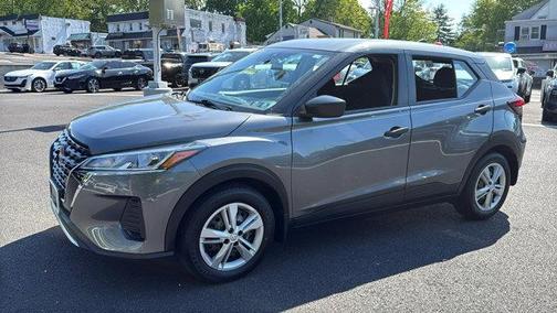 Gun Metallic 2023 Nissan Kicks S