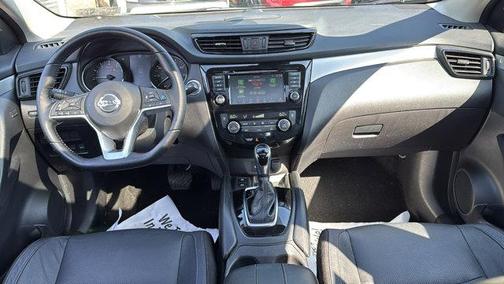 2020 Nissan Rogue Sport SL