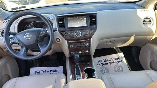 2020 Nissan Pathfinder Platinum