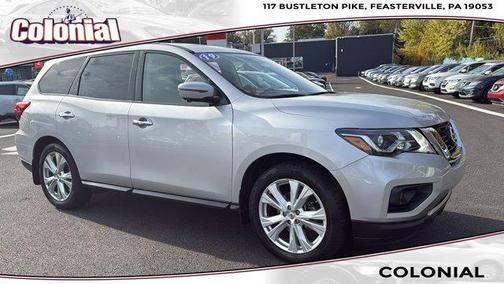 2019 Nissan Pathfinder SL