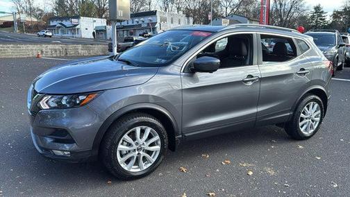 2022 Nissan Rogue Sport SV