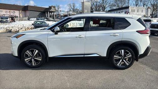 2021 Nissan Rogue SL