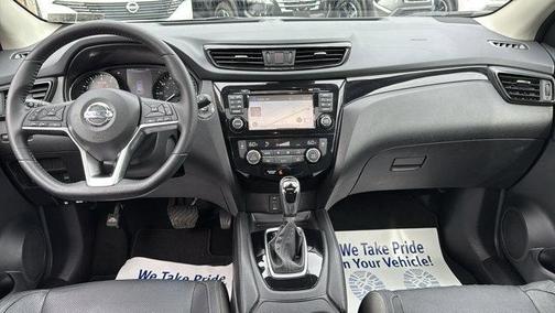2017 Nissan Rogue Sport SL