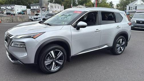 2022 Nissan Rogue SL