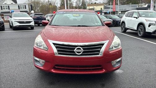 Cayenne Red 2015 Nissan Altima 2.5 S
