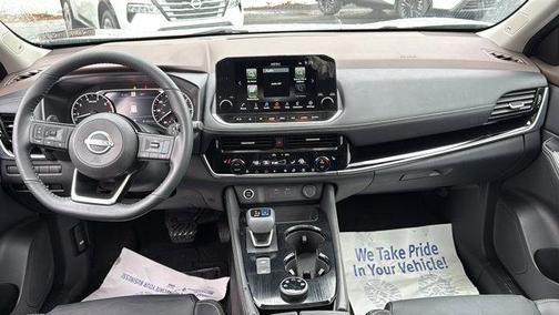 2022 Nissan Rogue SL