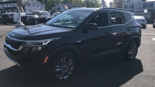 2023 Kia Seltos S