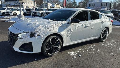 2024 Nissan Altima 2.5 SR