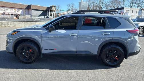 2025 Nissan Rogue Rock Creek