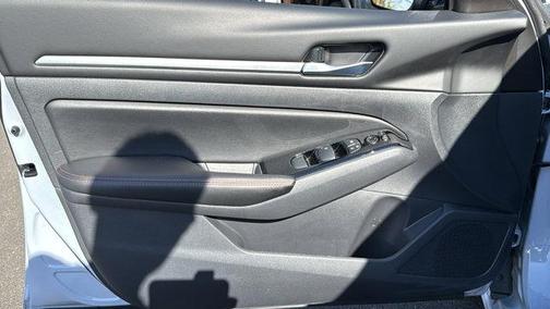 Gray Sky Pearl 2024 Nissan Altima 2.5 SR
