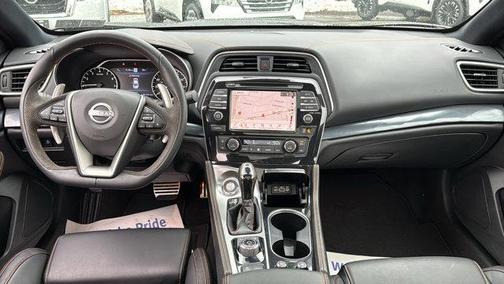 2023 Nissan Maxima SR
