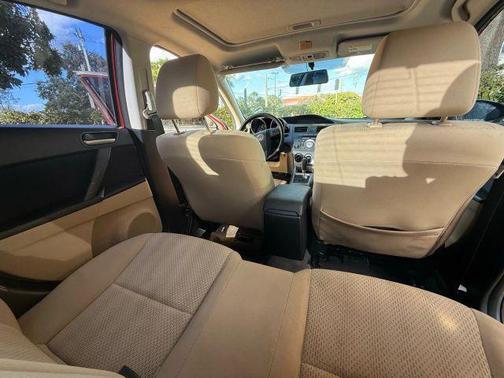 2011 Mazda Mazda3 i Touring