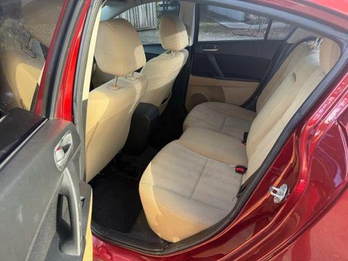 2011 Mazda Mazda3 i Touring