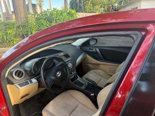 2011 Mazda Mazda3 i Touring